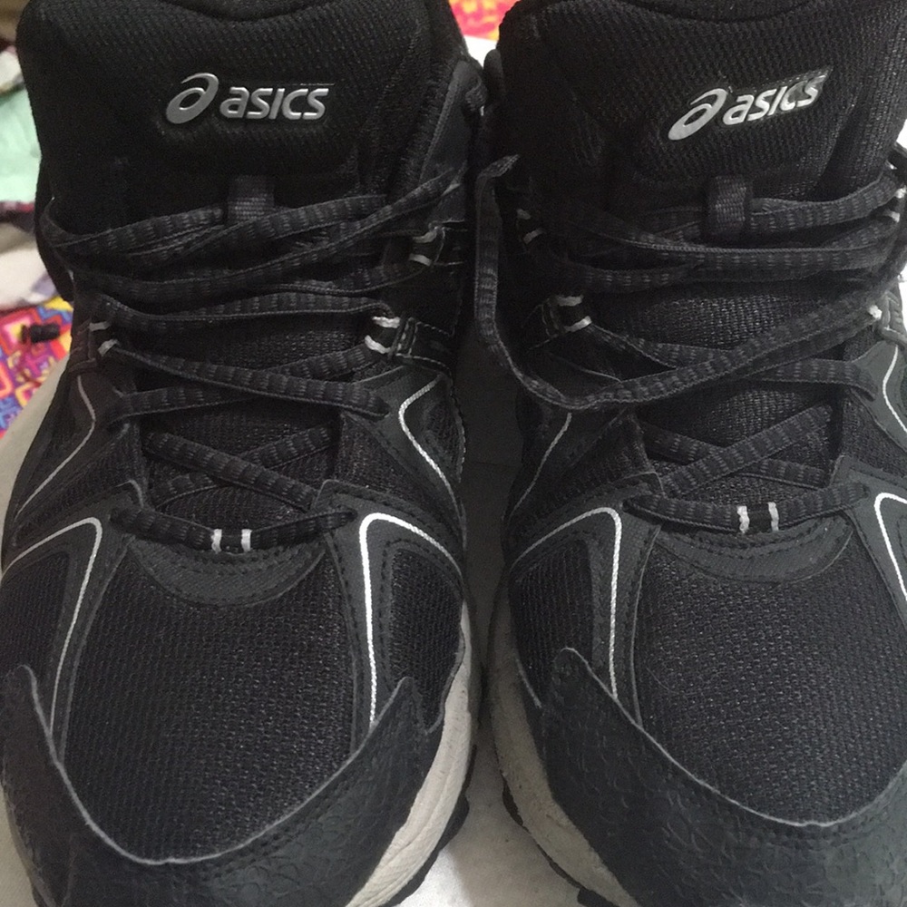 ASICS T6LON running shoes size 11